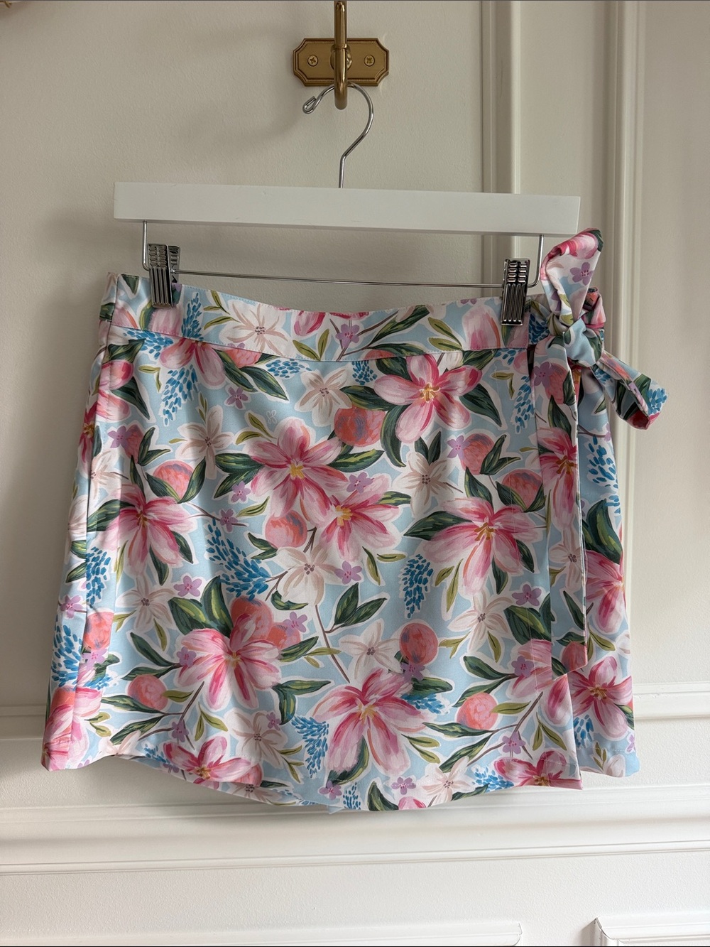 Hey Friends Cove Wrap Floral Skort